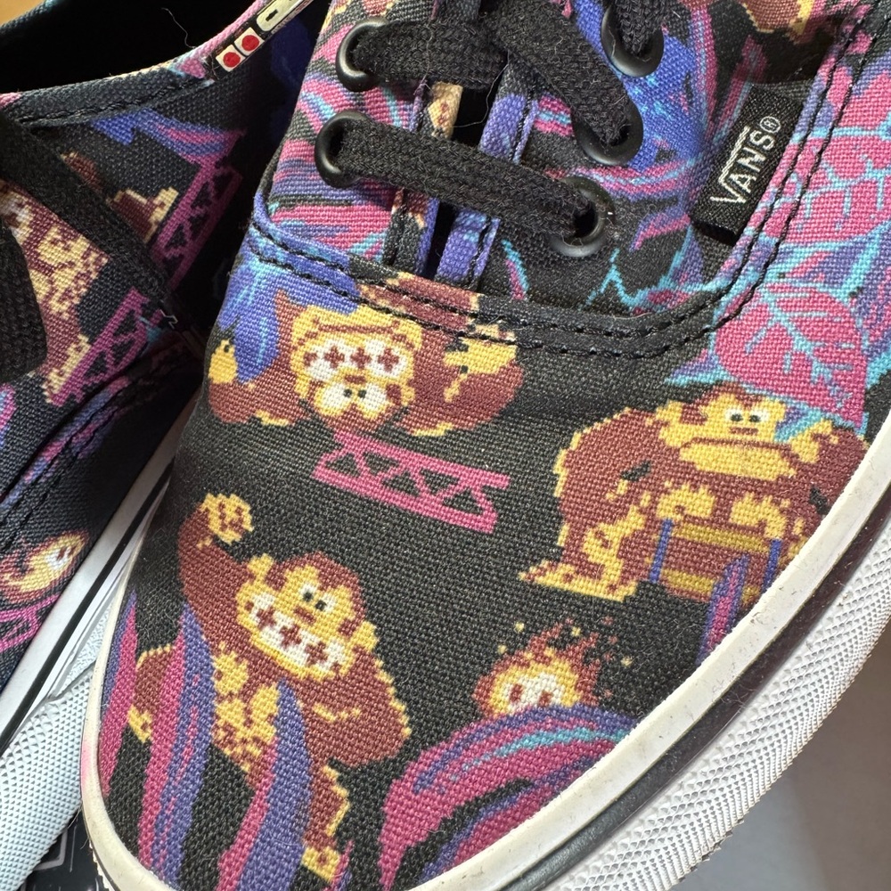Vans Donkey Kong Graphic Sneakers